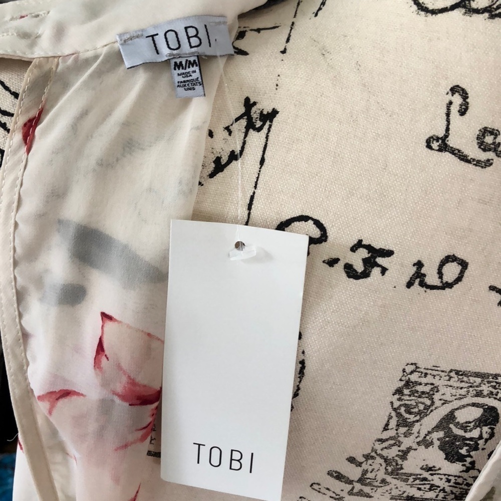 Tobi Floral Romper - Picture 7 of 7